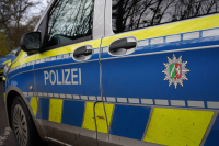 Wohnwagenbrand in Berlin-Kreuzberg - Eine Person tot aufgefunden